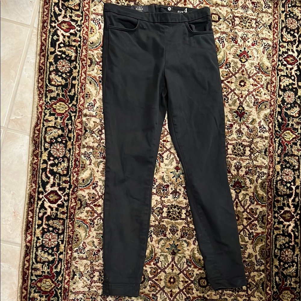 J. Crew Dannie Black Pants With Zipper in Back Size 4 Slim Fit Chino